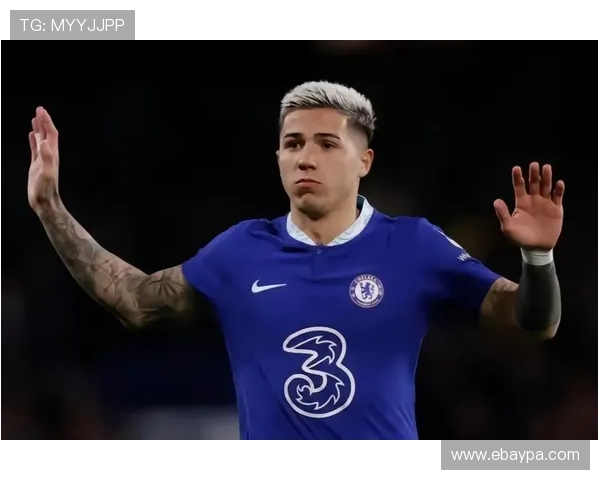 恩佐·费尔南德斯家里冰箱贴全是训练计划，连牛奶保质期都按心率区间标